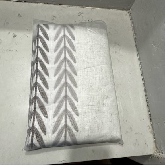 Linen Tablecloth Rectangle Deep Dream Cream Taupe Leaf Print 60 X 120 NEW - Picture 8 of 10